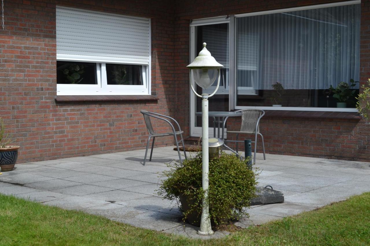 Ferienhaus am Wasser  Hinte Exterior foto
